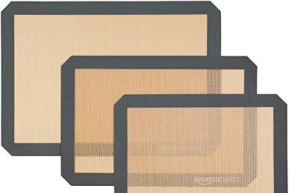 Amazon Basics Tappetini da forno in silicone, set da 3 pezzi, Rettangolare, Marrone/Nero
