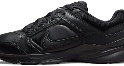 Nike Defy all Day, Scarpe Sportive Uomo, Nero, 44 EU