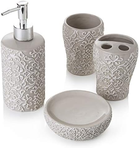 Baroni Home Set in Ceramica Accessori da Bagno, Include Dispenser, Portaspazzolino, Bicchiere e Portasapone Bassorilievo Set 4 Pezzi Classic Tortora