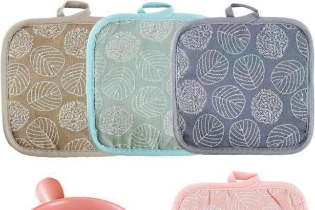 4 Pezzi Presine da Cucina in Cotone, 17 * 17 cm Quadrato Forno Microonde Potholders Design Quadrato e Simpatico con Motivo a Foglie Resistenti al Calore Facili da Appendere per Forno e Microonde