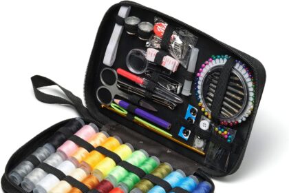VIOLA, Zig Zag Kit Cucito Premium, 178 Accessori per Cucire, Set Cucito da Viaggio Completo, Astuccio per Orlo e Rammendo Principianti, 24 Rocchetti Filo, Bottoni, Spille, Aghi, Apriasole