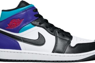 AIR JORDAN 1 Low Bulls Style Code: 553558-163