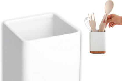 KOOK TIME Portautensili Cucina - Porta Mestoli Moderno in Ceramica e Bambù, Barattolo Quadrato - Contenitore per Utensili da Cucina 10,5 x 10,5 x 15 cm (Bianco Portautensili)