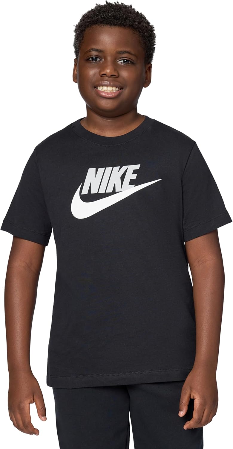 Nike K NSW Tee EMB Futura Lbr T-Shirt Bambini e Ragazzi