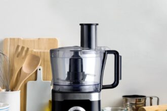 Robot da cucina multichef,Grattugia, Impasta, Emulsiona, 800W, Caraffa 1,5l, Nero/silver,Improve IMPROB001WFP