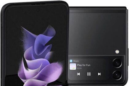 SAMSUNG Galaxy Z Flip3 5G, 128GB - Phantom Nero (Ricondizionato)