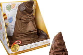 Wizarding World, Cappello Parlante Interattivo di Harry Potter, Voce Originale dei Film, 15 Frasi in Italiano/Tedesco, 5+ Anni
