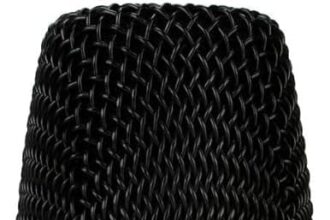 AKG P3s Microfono dinamico professionale per voce dal vivo con interruttore, schermo antivento integrato, connettore XLR placcato oro 24 carati, design robusto - Nero