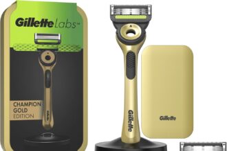 Gillette Labs Rasoio Con Barra Integrata e Custodia da Viaggio, 1 Manico, 2 Lamette di Ricambio, con Base Magnetica, Rasoio Barba, Gillette Labs Lamette