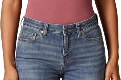 Amazon Essentials Jeans Skinny Curvy a Vita Media - Colori Fuori Produzione Donna