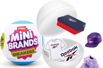 Mini Brands Sneakers Capsula