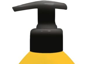 Naturaverde | Kids - Warner Bros Batman - Sapone Liquido per Bambini, Sapone Bambini con Estratto di Te' Verde, Sapone Mani BIO, 250ml