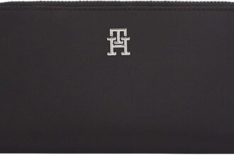Tommy Hilfiger Ladies Poppy Large Wallet Card Slots