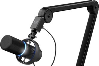 Trust Gaming GXT 255+ Onyx Microfono Professionale con Braccio, Pattern Cardioide, con Filtro Pop, USB, LED, per Podcasting, Streaming, Registrazione, Broadcasting - Nero
