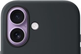 Apple MagSafe Silicone Case for iPhone 17 - Black