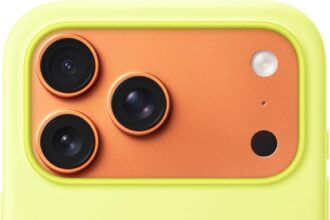 Apple MagSafe Silicone Case for iPhone 17 Pro Max - Neon Yellow