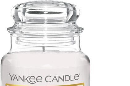 Yankee Candle Large Scented Jar Candle | Winter Love | Burn Time Up to 150 Hours | Perfect Gifts for Women
