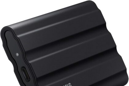 Samsung MU-PE2T0S/EU T7 Shield SSD Portable 2TB USB 3.2 Gen.2 Black Compatible with Mac, iPhone and iPad