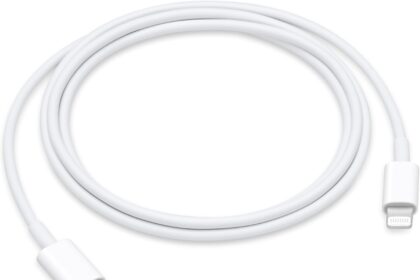Apple USB C to Lightning Cable (1 meter)