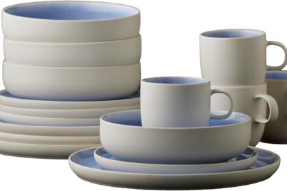 North 16-Piece Dinnerware Set, Matt White