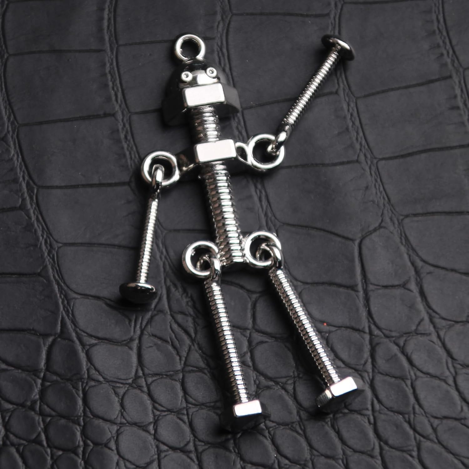 Robot Moving Screw Keychain Creative Vintage Design Articulated Arms Legs Funny Accessory