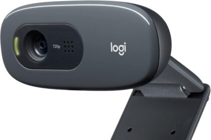 Logitech C270 HD Webcam, HD 720p/30fps, Widescreen HD Video Calls, Automatic Correction ‎Brightness, Noise Reduction Microphone, Skype, FaceTime, Hangouts, WebEx,PC/Mac/Tablet/Chromebook-Grey